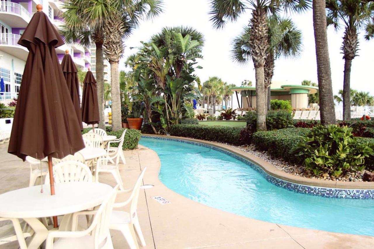 Ocean Walk Resort - Striking Ocean Front View Daytona Beach Bagian luar foto