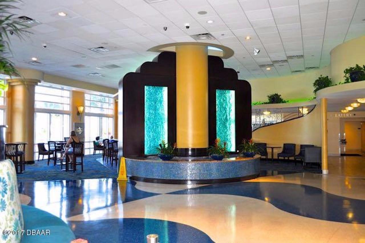 Ocean Walk Resort - Striking Ocean Front View Daytona Beach Bagian luar foto